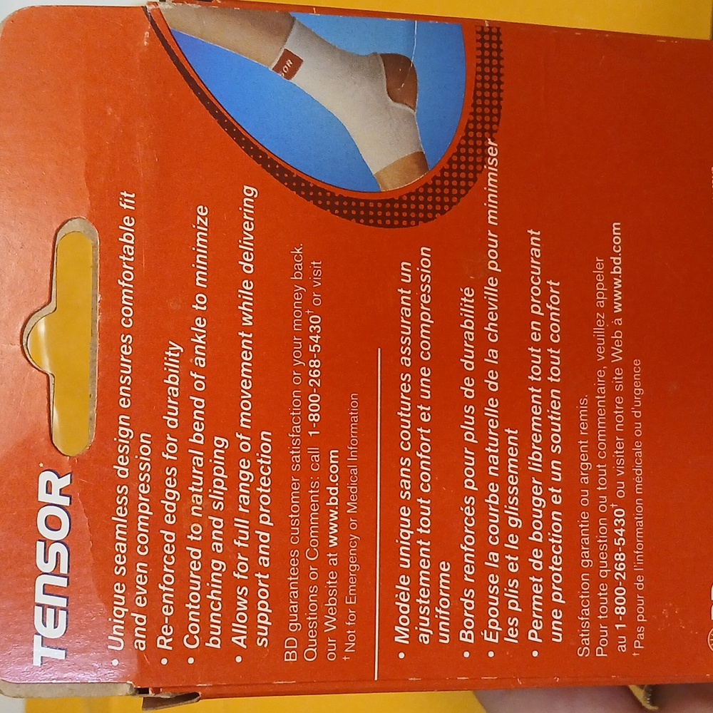 Assorted LOT!! (1 Wallet, 3 Golf Balls, 1Ankle Tensor & 2 Small Cases/w Mirrors) - Picture 12 of 17